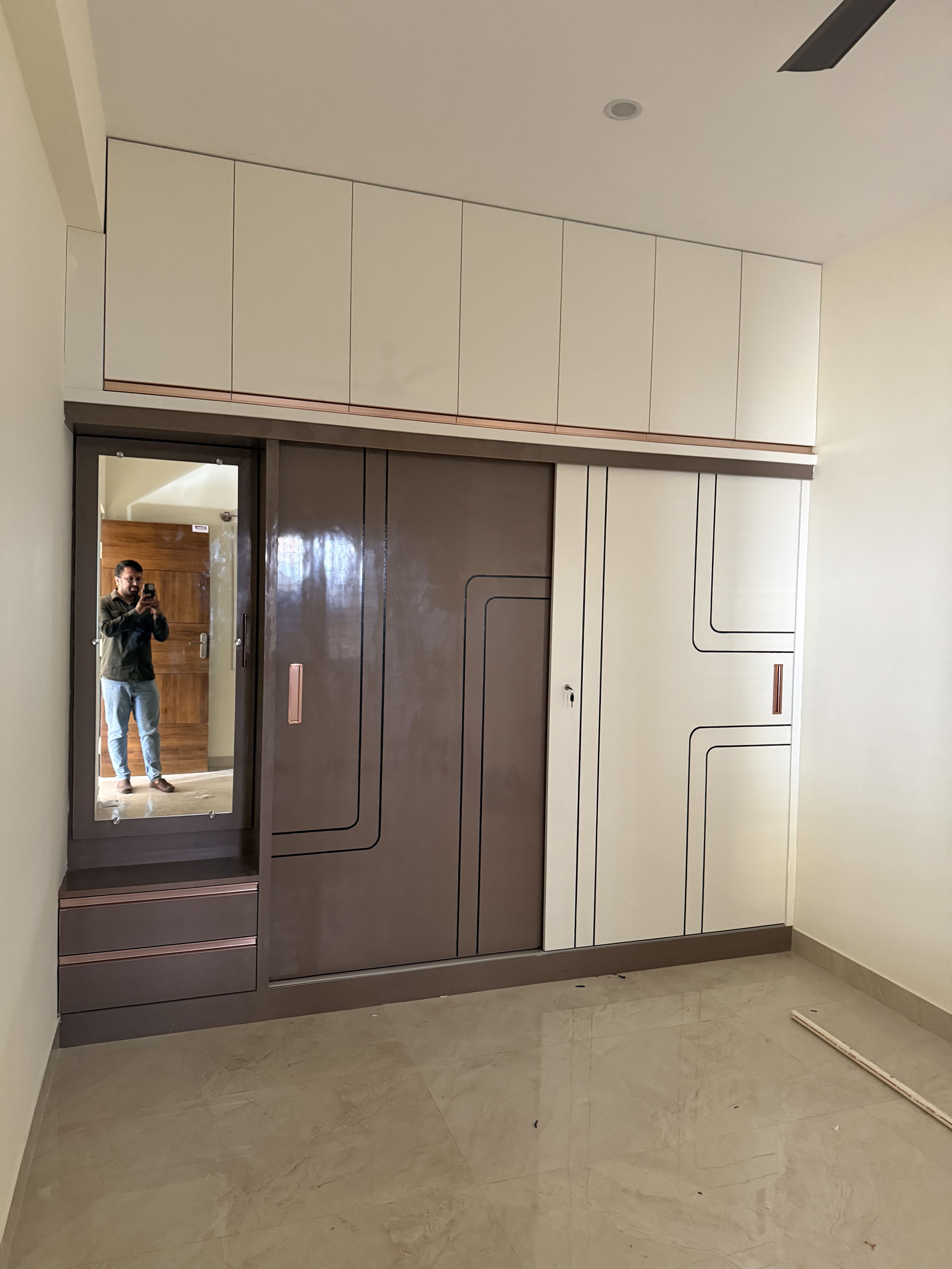 Interior design project photo 75 — Srishti Constructions & Interiors